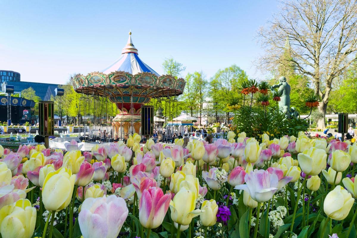 potret Tivoli Garden, taman hiburan yang menginspirasi Disneyland