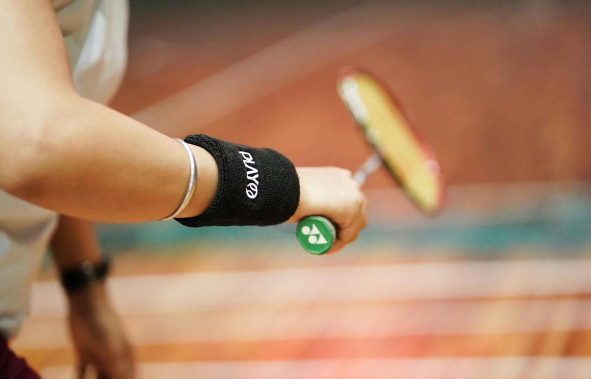 Ilustrasi bulu tangkis.