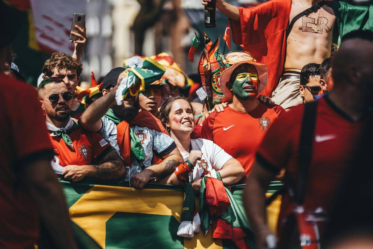 8 Tradisi Suporter Piala Dunia Berbagai Negara, Ada Mexican Wave