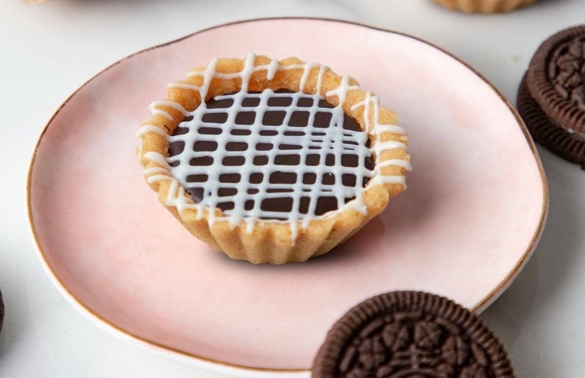 ilustrasi no bake pie cokelat