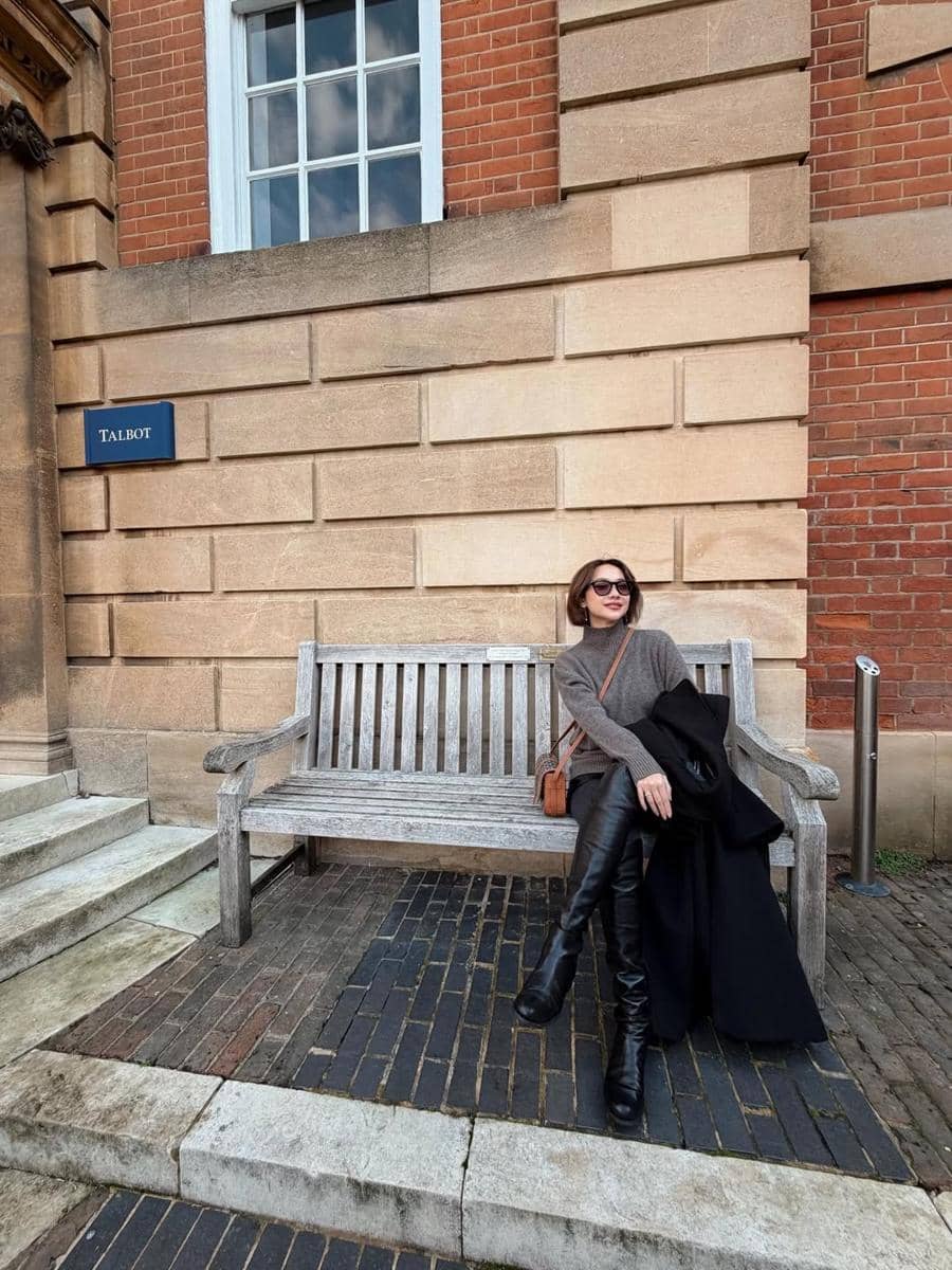 Noah anak BCL ikut winter camp di Oxford University.