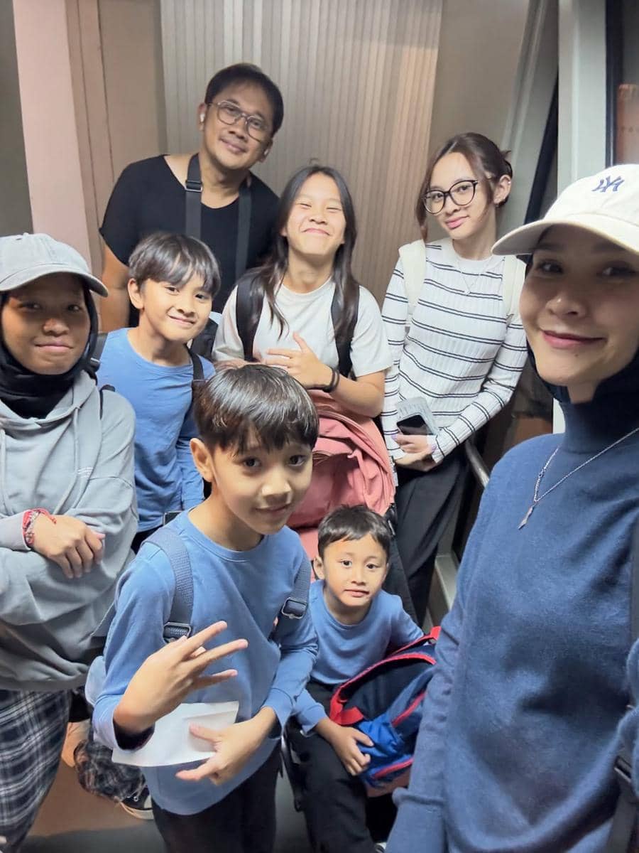 Keluarga Zaskia Adya Mecca liburan ke Korea Selatan