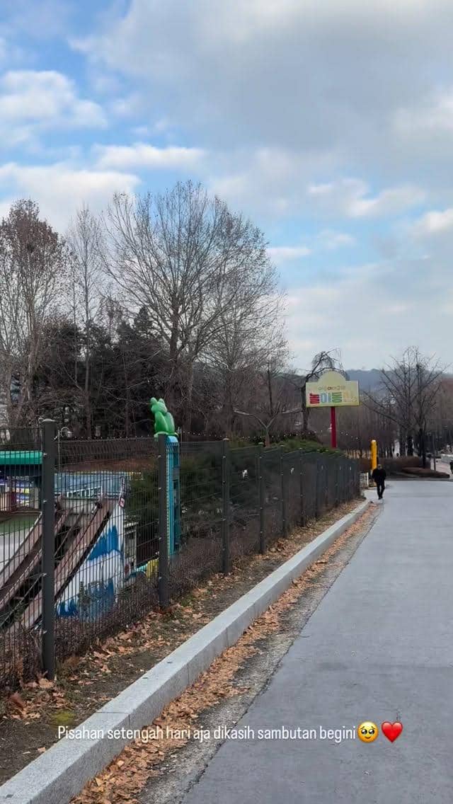 Keluarga Zaskia Adya Mecca liburan ke Korea Selatan