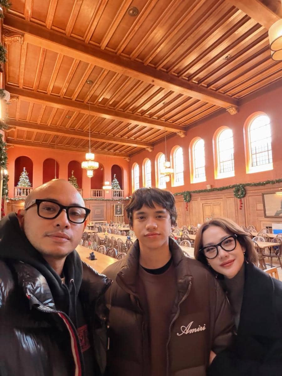 Noah anak BCL ikut winter camp di Oxford University.