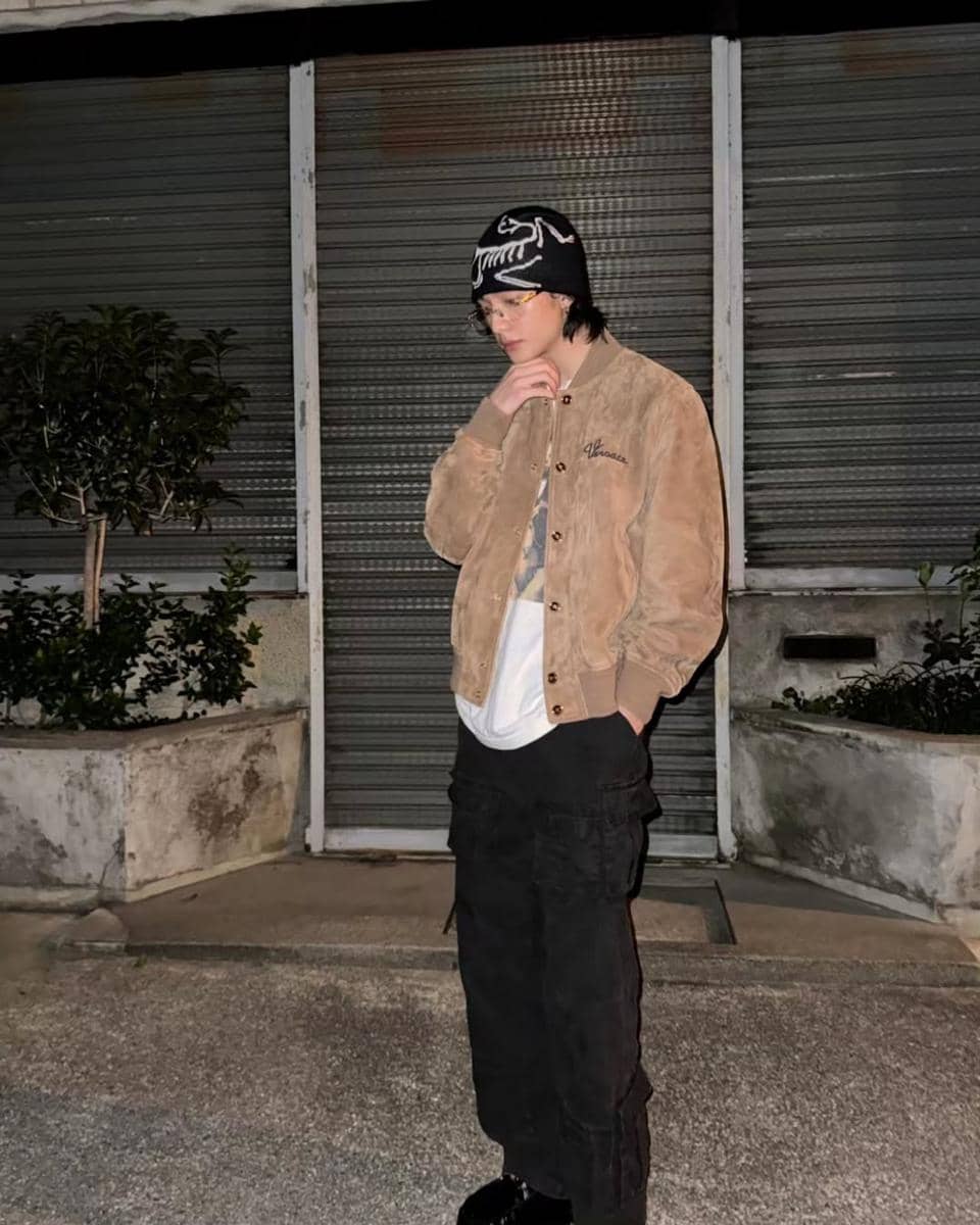 Hyunjin mengenakan beanie hat (instagram.com/hynjinnnn)