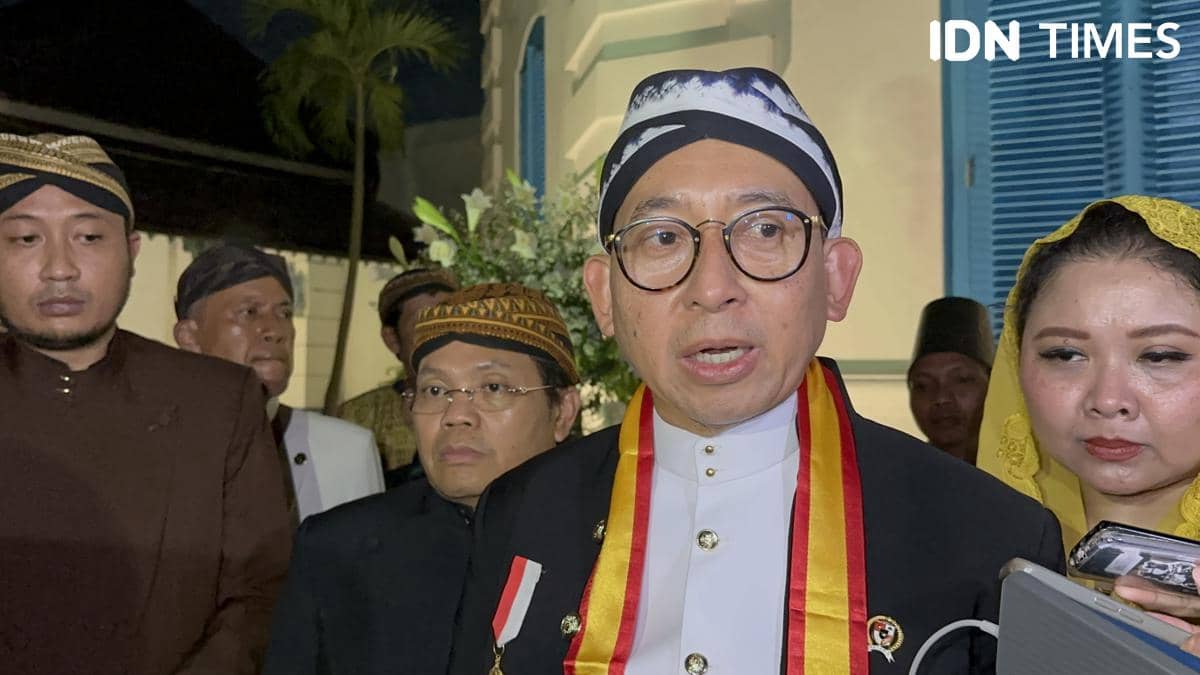 Menteri Kebudayaan Fadli Zon meresmikan Panggung Sangga Buwana di Keratan Kasunanan Surakarta. (IDN Times/Larasati Rey)