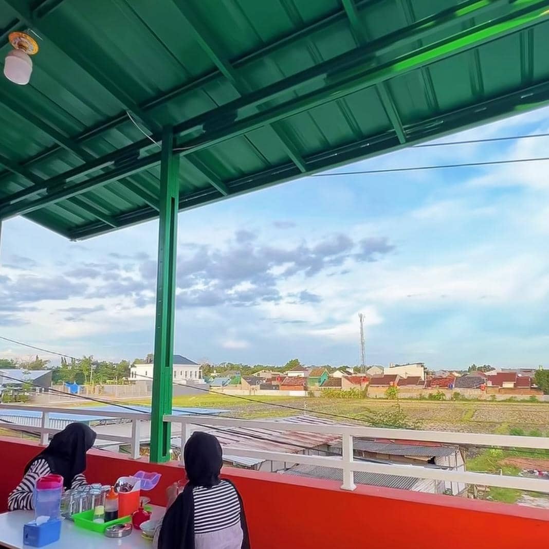 Cabang Terbaru Warung Soto Bu Yanti di Belakang Kampus UIN Raden Intang Lampung