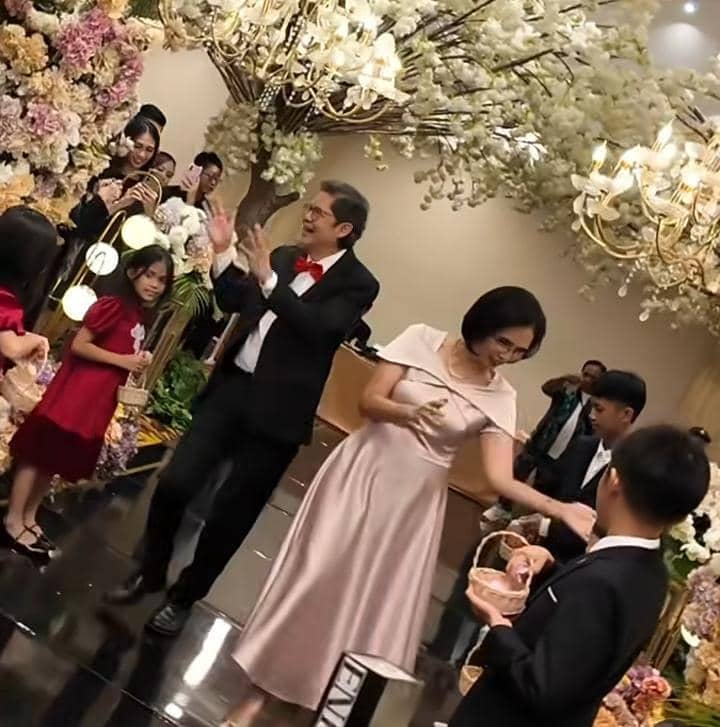 dr. Boyke rayakan 40 tahun pernikahan dan ultah ke-69