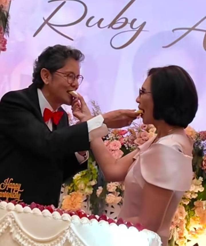 dr. Boyke rayakan 40 tahun pernikahan dan ultah ke-69