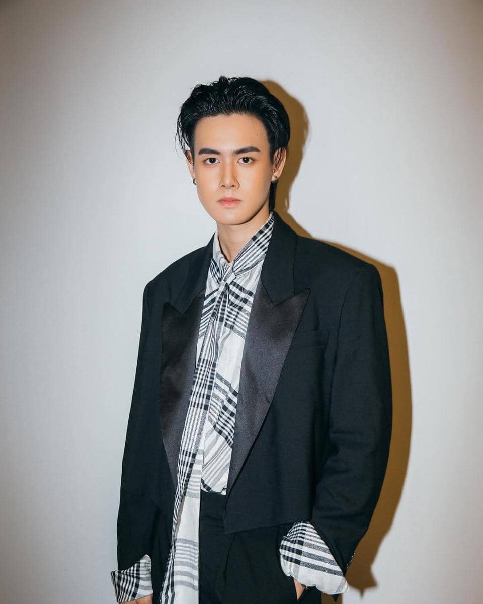 OOTD Natal Kekinian ala Bank Toranin