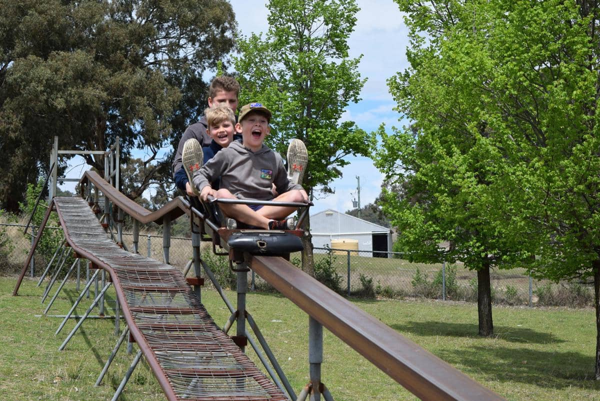Ilustrasi Liburan Keluarga