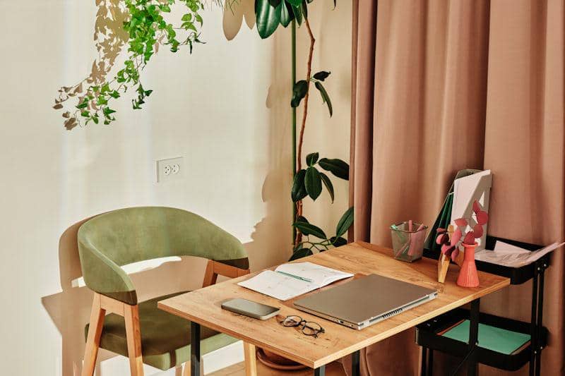 ilustrasi ruang kerja di rumah