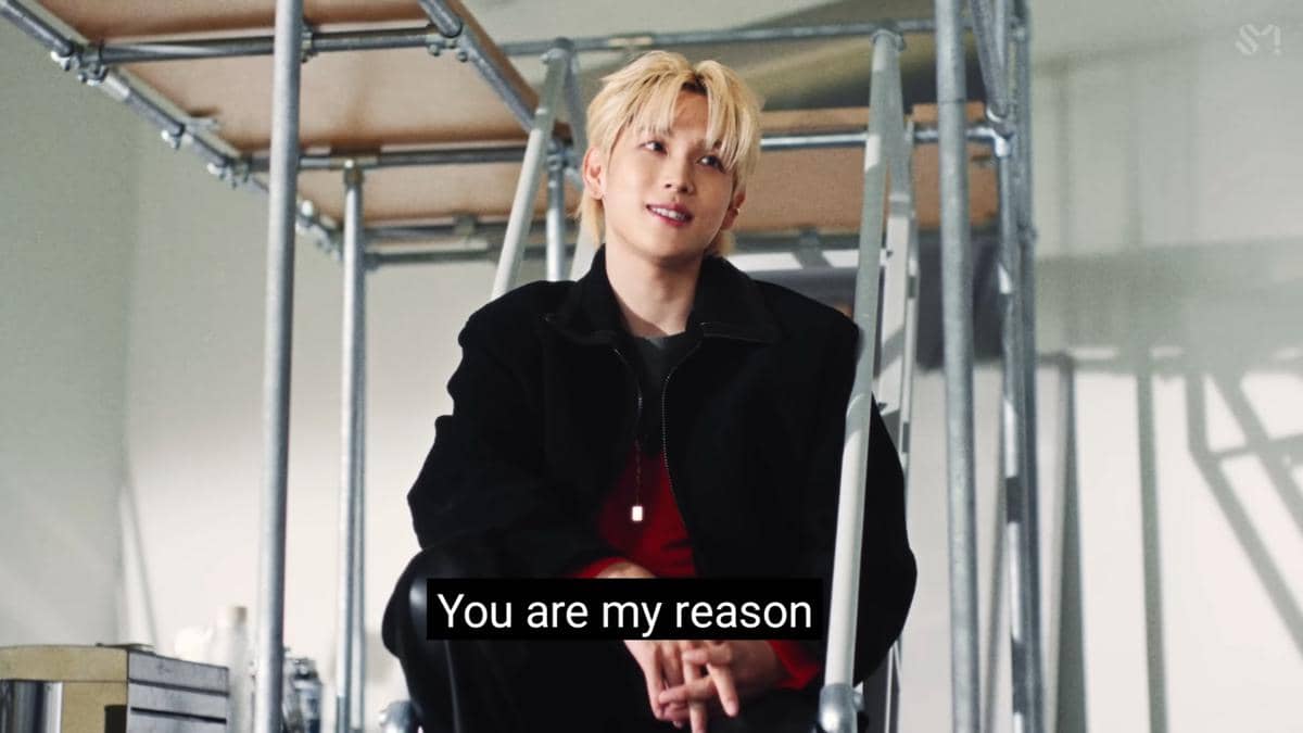 cuplikan MV "The Reason"