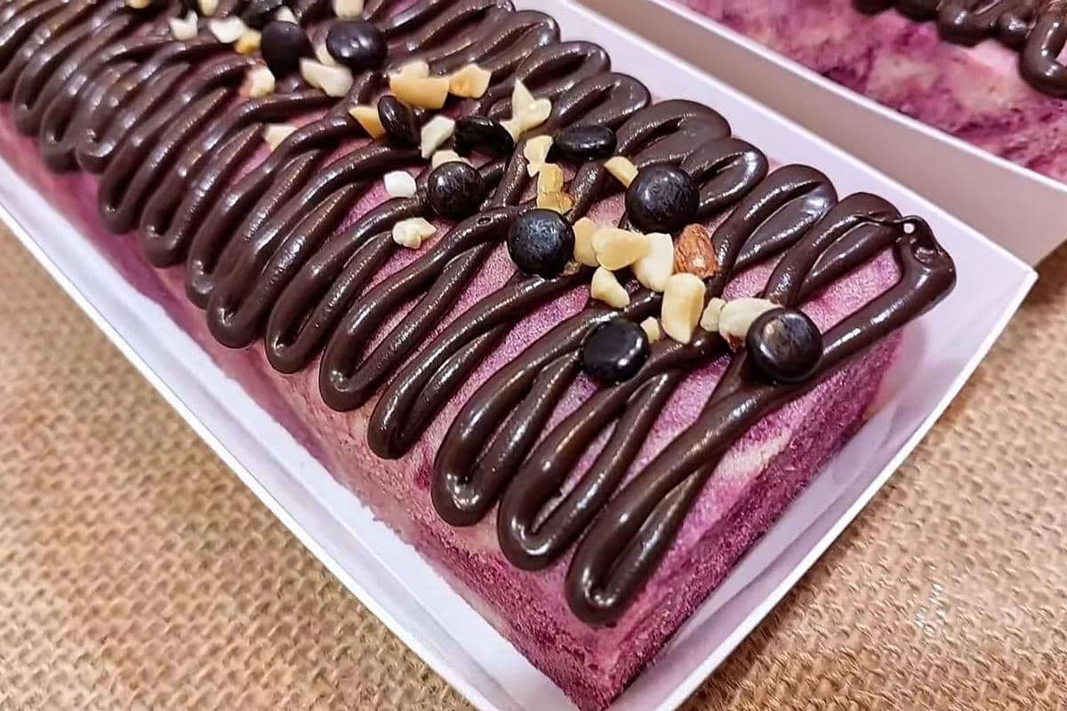 ilustrasi bolu marble taro