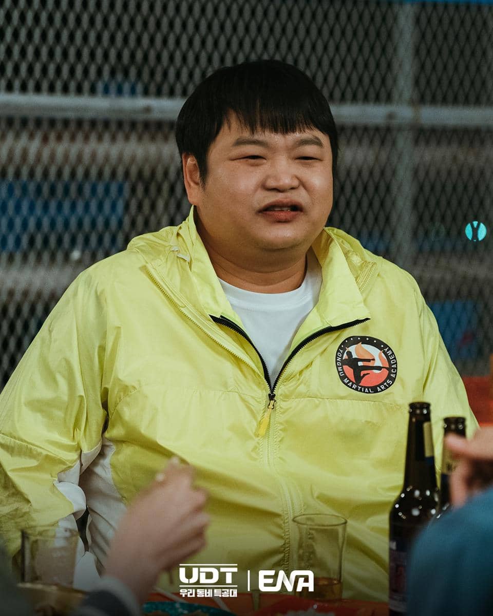 cuplikan drama Heroes Next Door