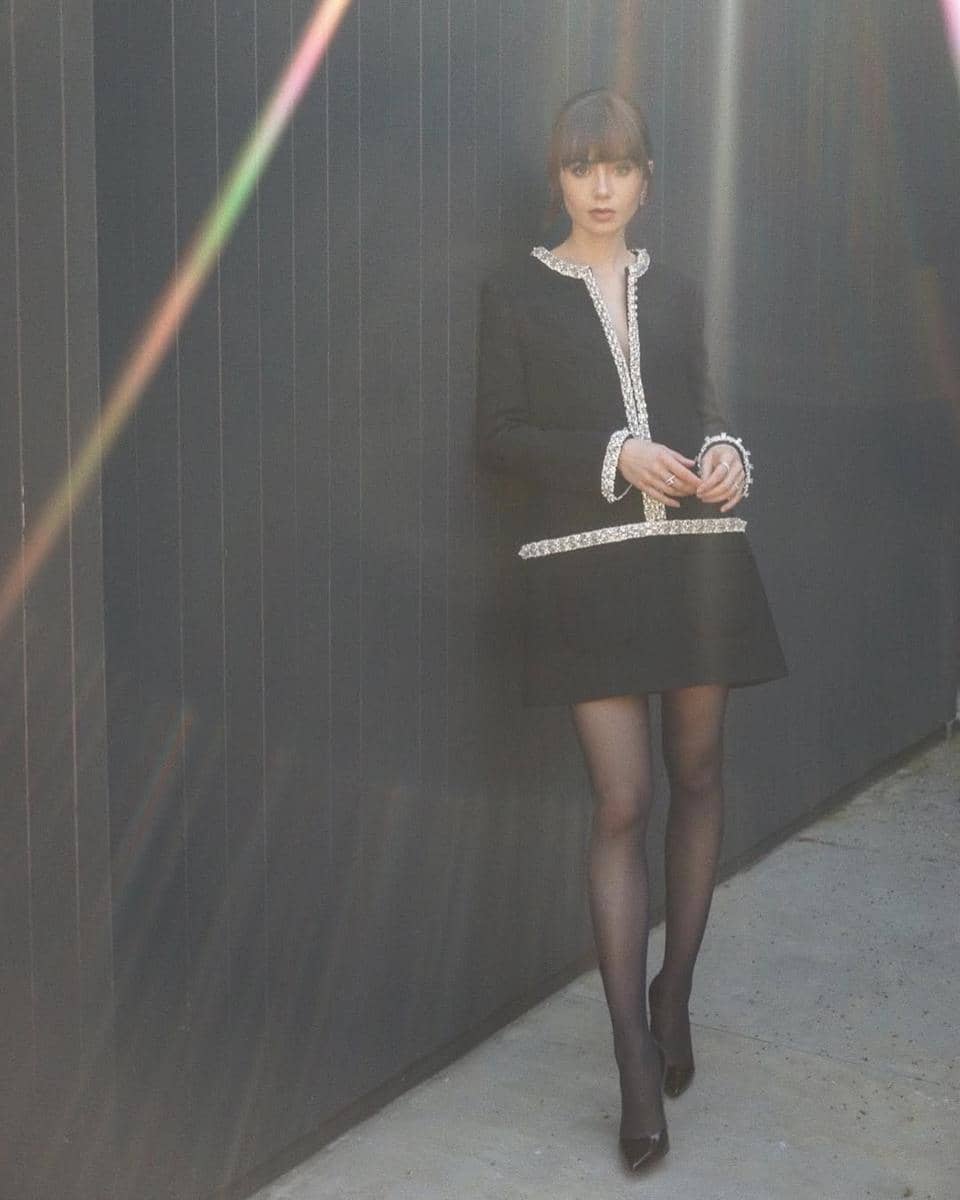 Inspirasi OOTD ala Lily Collins