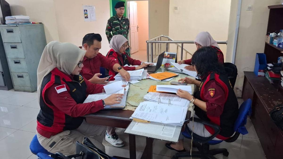 Penyidik Kejati Kalbar.