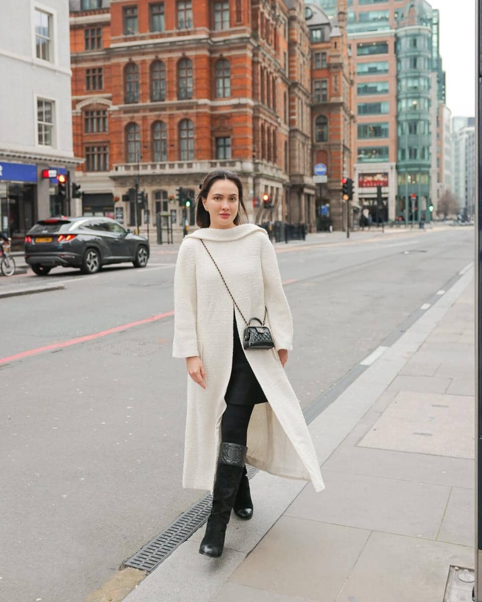 Fit checks in the last week of 2024