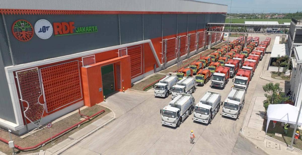 DLH DKI Jakarta perkuat kesiapan operasional Refuse-Derived Fuel (RDF) Plant melalui peluncuran truk compactor tertutup pengangkut sampah