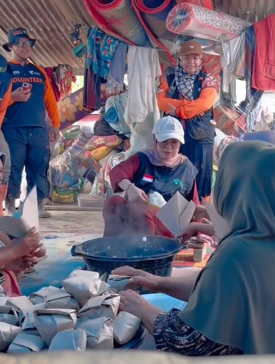 artis bantu korban banjir di sumatera