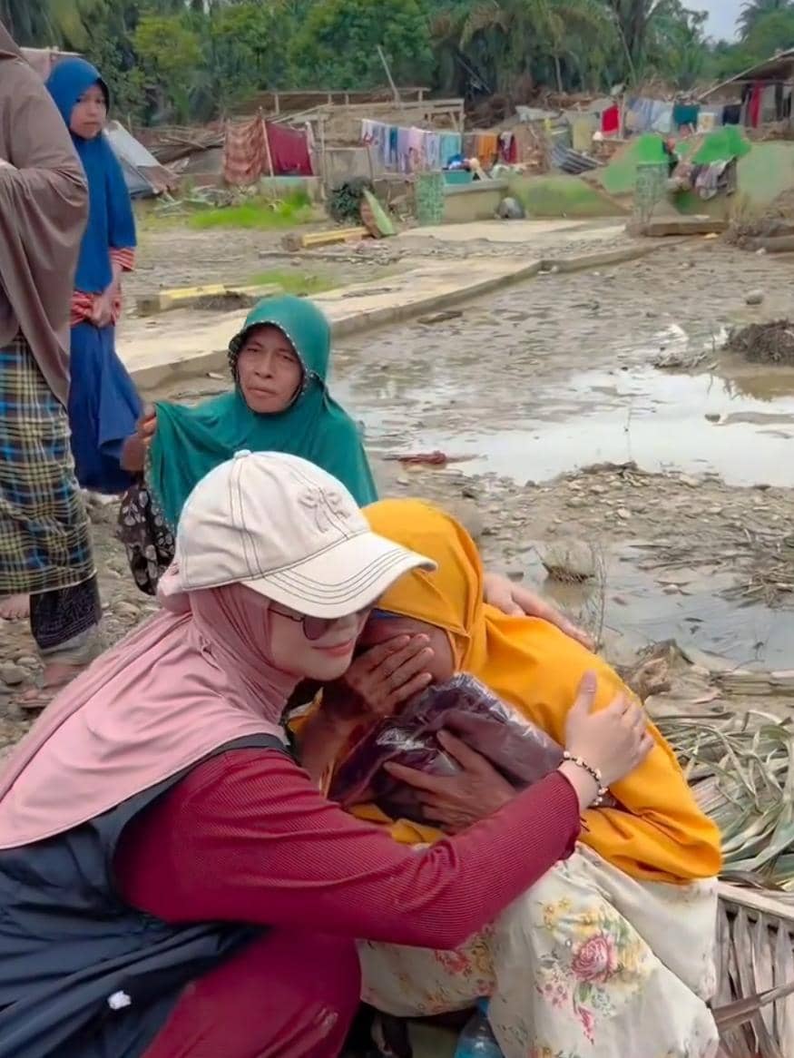 artis bantu korban banjir di sumatera