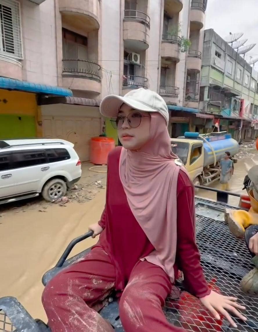 artis bantu korban banjir di sumatera