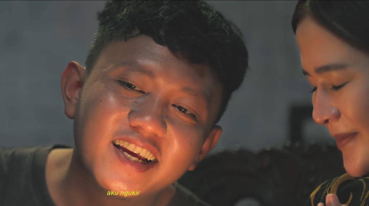 lirik lagu tunggal eka