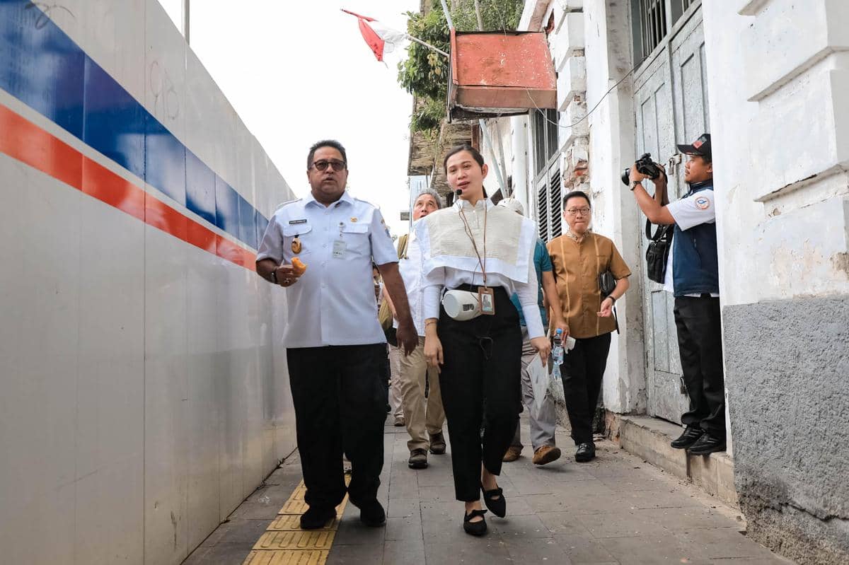 Wakil Gubernur DKI Jakarta Rano Karno saat meninjau Kota Tua