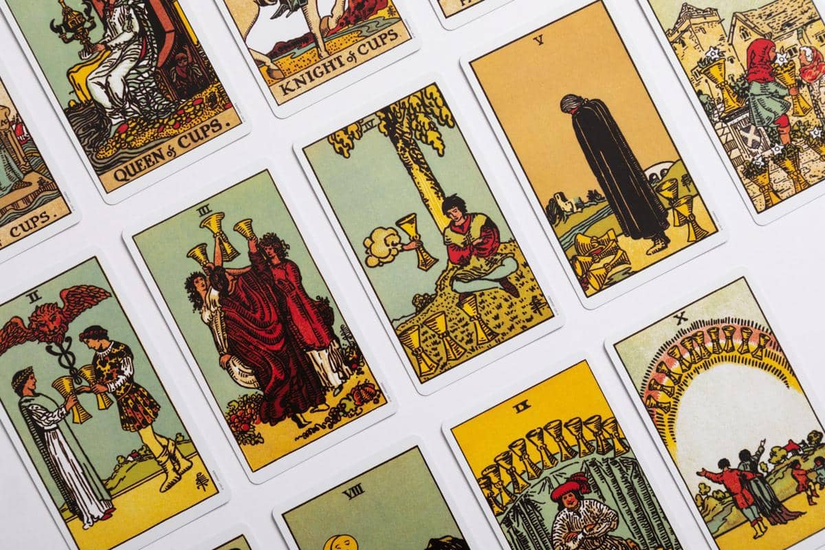 Ilustrasi kartu tarot