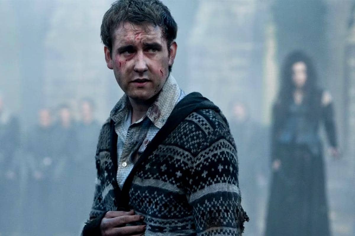cuplikan adegan Neville Longbottom dalam film Harry Potter and the Deathly Hallows: Part 2