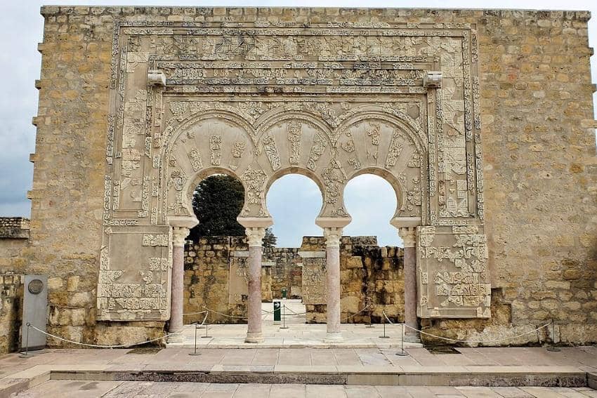 Gerbang rumah perdana menteri di Madinat al-Zahra