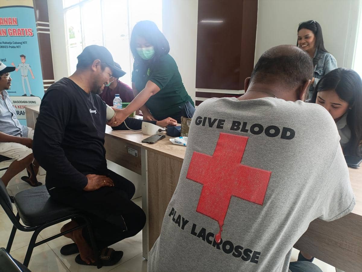  Pelayanan kesehatan gratis di Terminal Bimoku. (IDN Times/Putra Bali Mula)