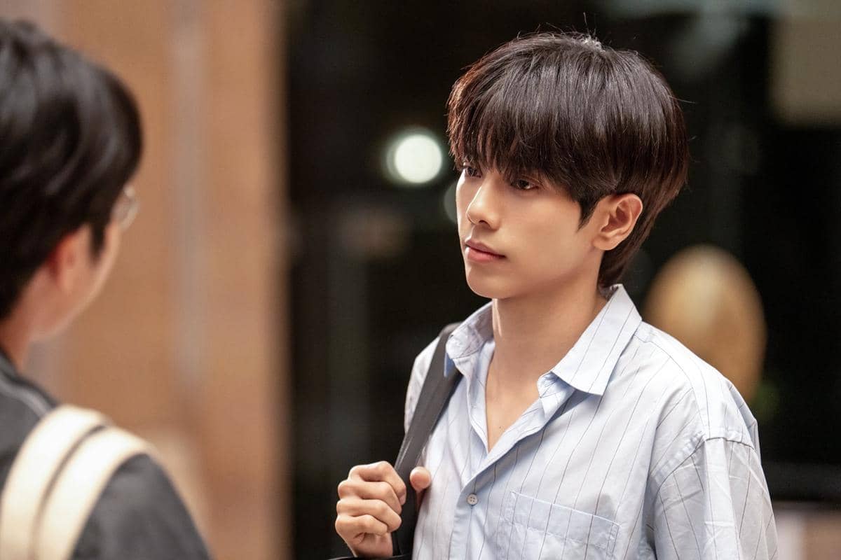 cuplikan The Love Never Sets