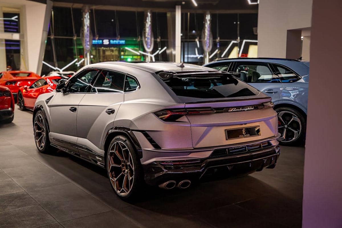 ilustrasi mobil baru