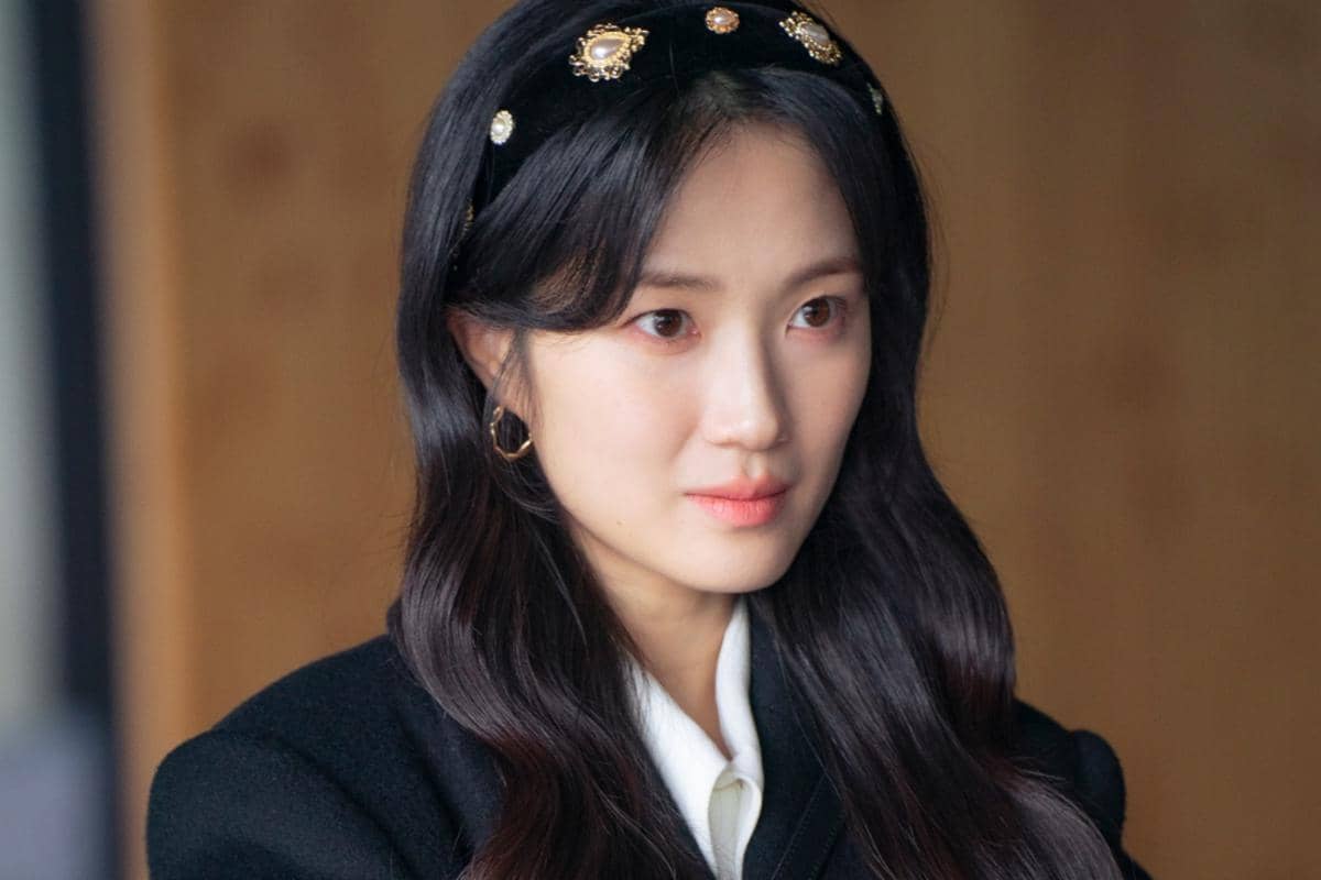 Still cut No Tail to Tell