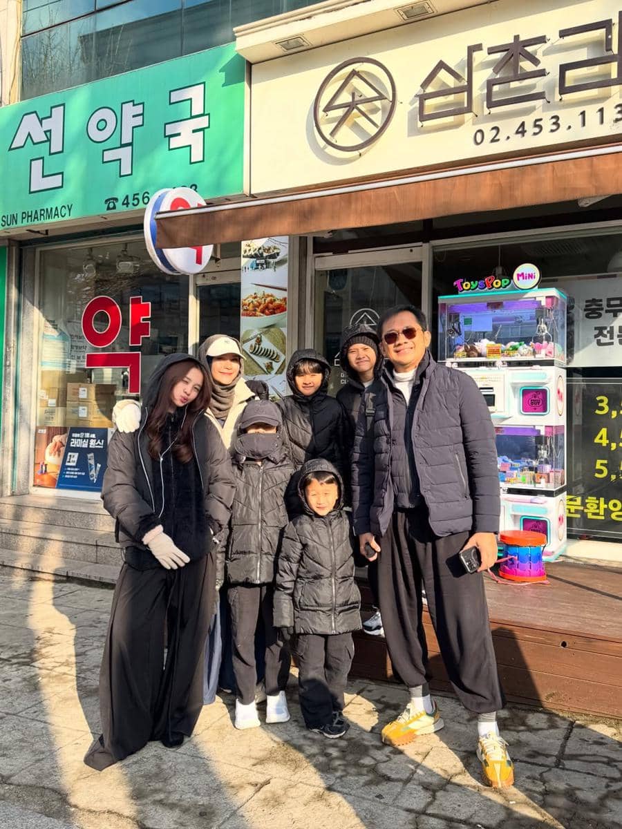 Seleb yang menikmati liburan musim dingin 2025 ke Korea Selatan.