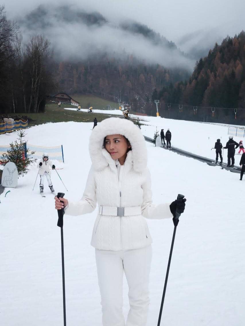 Keluarga Rachel Vennya main salju saat di Italia