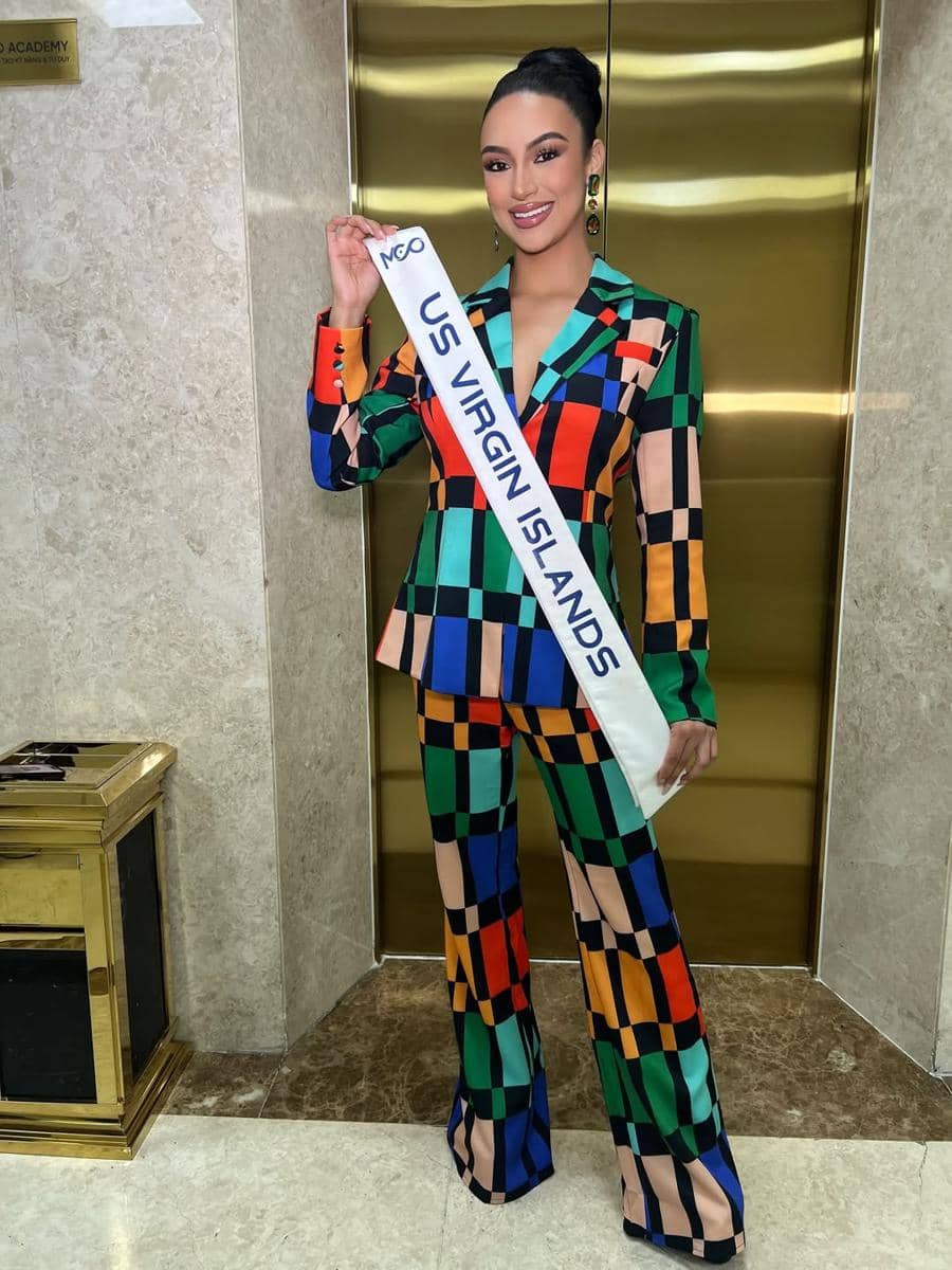 potret Francely Lopez, Miss Cosmo Kepulauan Virgin AS 2025