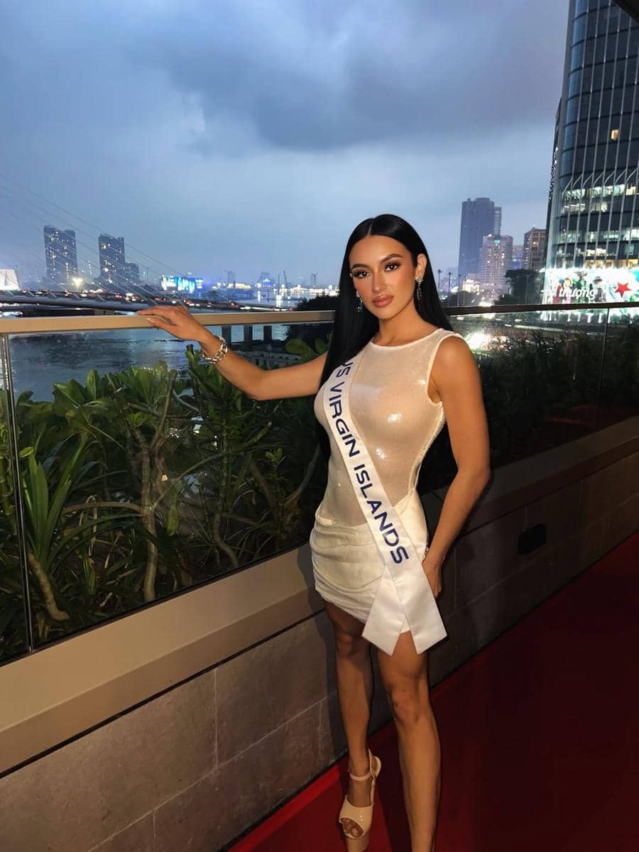 potret Francely Lopez, Miss Cosmo Kepulauan Virgin AS 2025