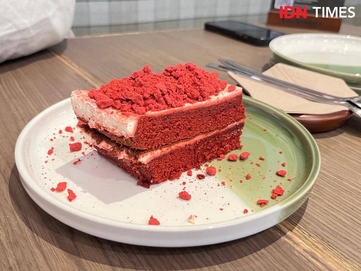 Potret Red Velvet Milk Cake di Kitchenette, Kota Kasablanka, Jakarta Selatan