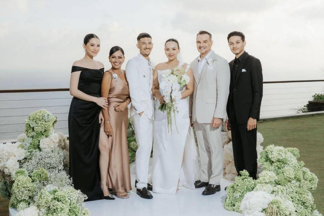 Over time, me & my big sister have shared so much more than just a closet; we’ve shared laughs, .jpg