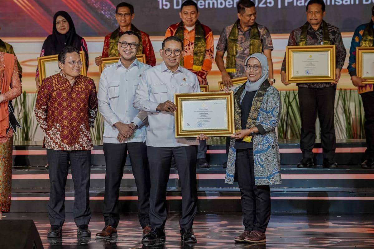 Pemda DIY menerima penetapan 33 Warisan Budaya Takbenda (WBTb) Indonesia dan 28 Cagar Budaya Nasional pada Malam Puncak Apresiasi WBTb Indonesia 2025.