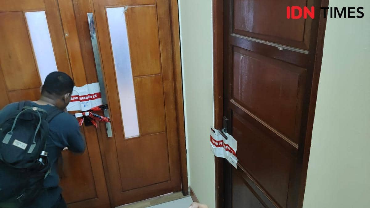 Selain Kantor Bupati, KPK Juga Segel Ruangan Kadisbudpora Bekasi