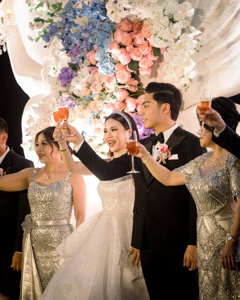 This day. This love. Always. WO - @oliviaorganizerVenue - @shangrilajktOfficial Photo - @flawles.jpg