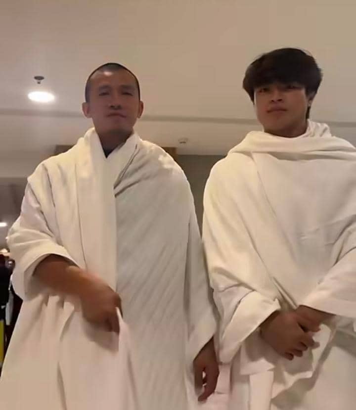 Steven Wongso umrah pertama kali setelah mualaf 