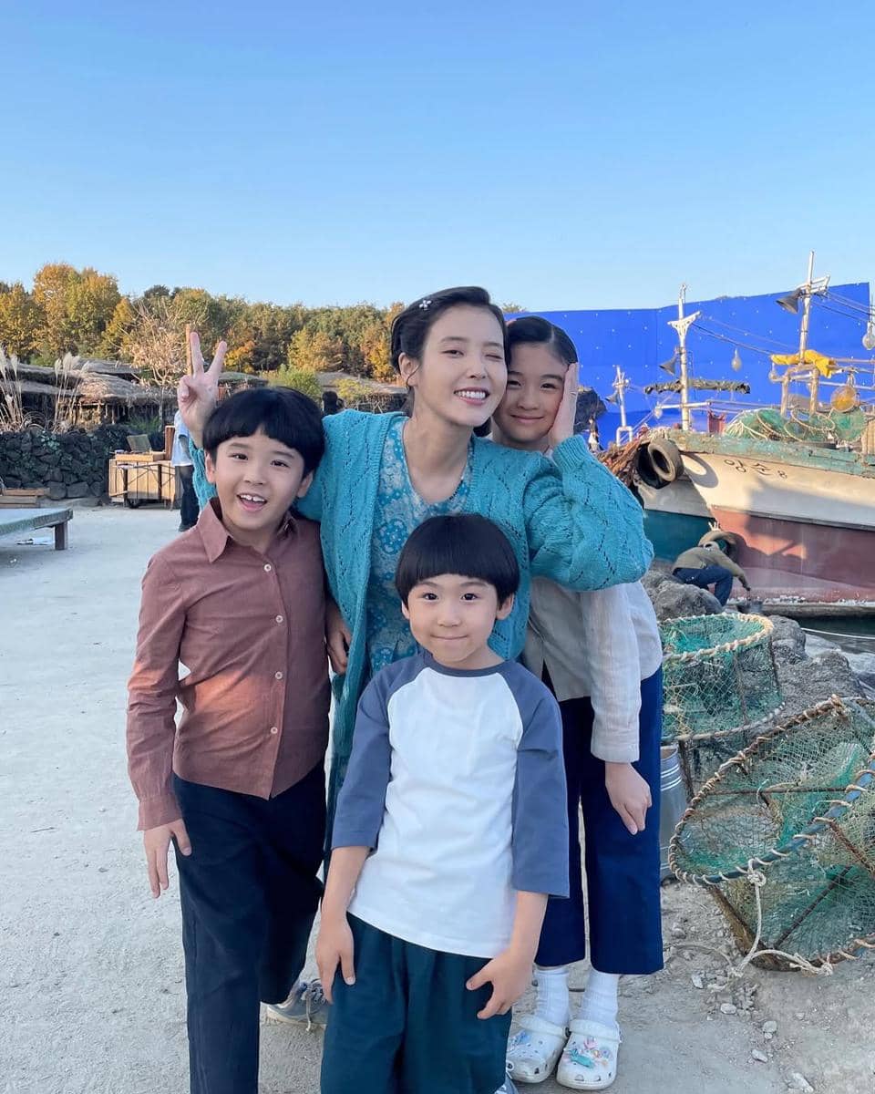 IU di balik layar drama When Life Gives You Tangerines