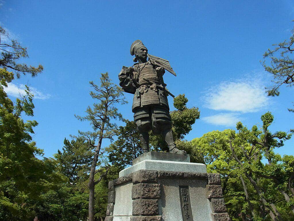 Patung Oda Nobunaga di Taman Kiyosu, Jepang