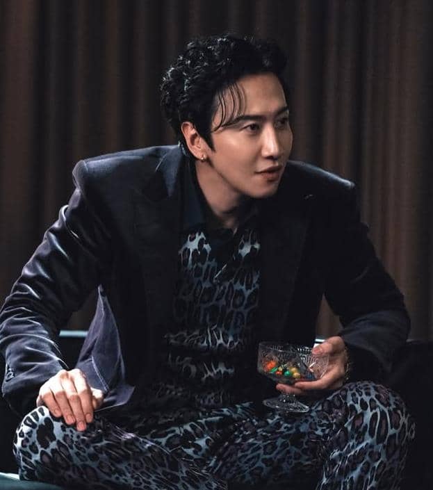 Lee Kwang Soo di The Manipulated