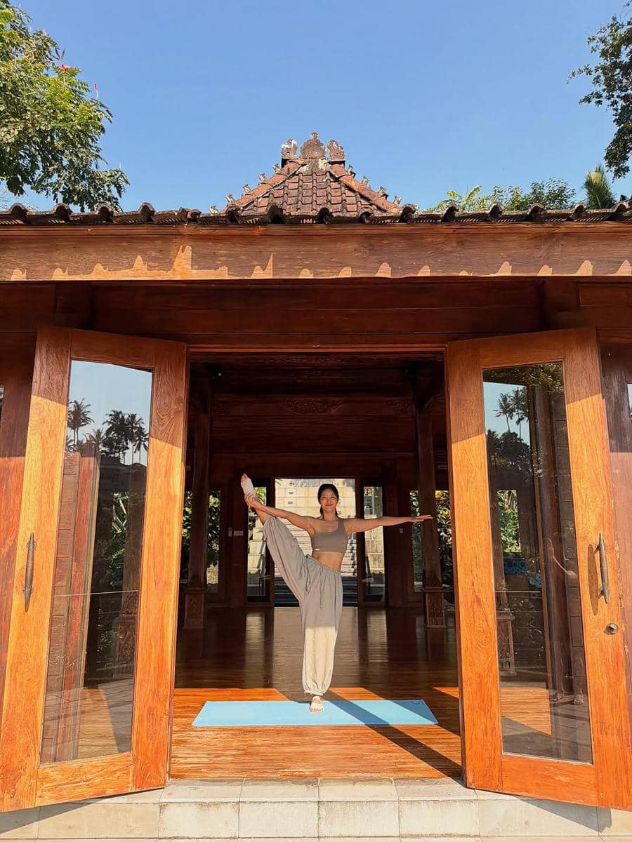 potret Kang So Yeon Single's Inferno liburan di Bali