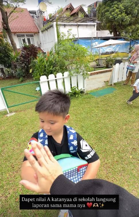 Potret Artis Ambil Rapor Anak 2025 (instagram.com/citraciki)